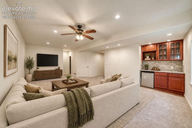 1130 Spectrum Loop, Colorado Springs, CO 80921