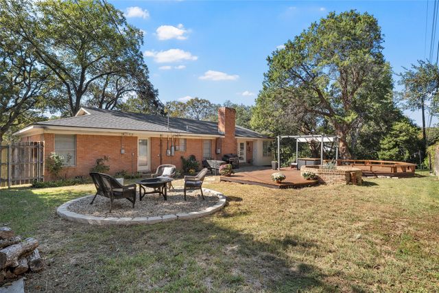 2801 N 42nd Street, Waco, TX 76710