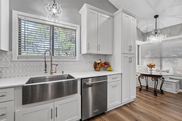 2801 N 42nd Street, Waco, TX 76710