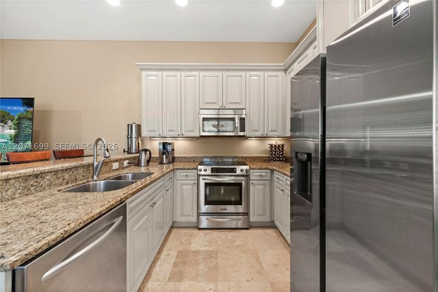 423 SW 16th St, Fort Lauderdale, FL 33315