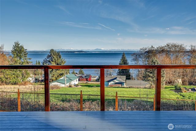 7441 Oak Bay Road, Port Ludlow, WA 98365