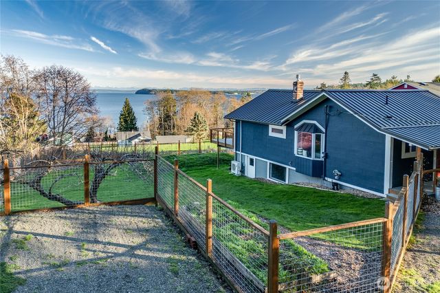 7441 Oak Bay Road, Port Ludlow, WA 98365