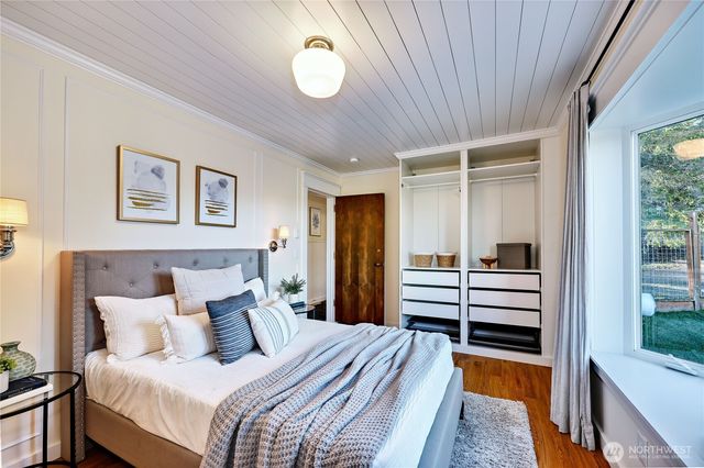 7441 Oak Bay Road, Port Ludlow, WA 98365