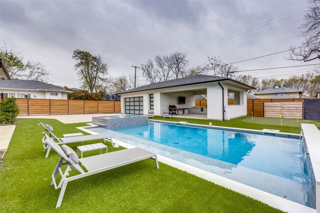 5618 Goodwin Avenue, Dallas, TX 75206