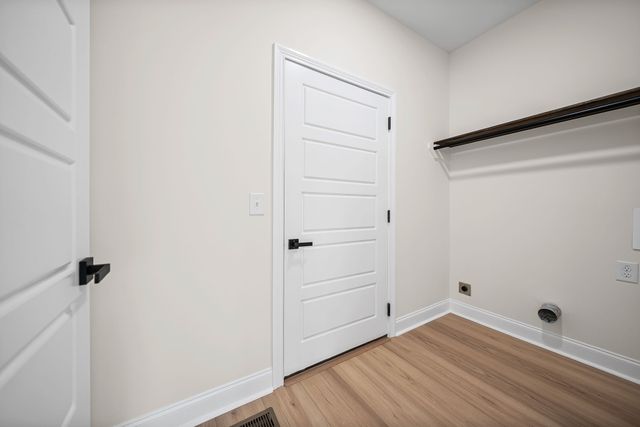 2250 S Hinton Rd, Southside, TN 37171