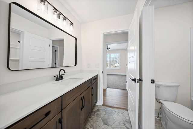 2250 S Hinton Rd, Southside, TN 37171