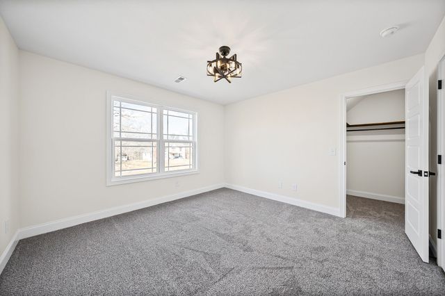 2250 S Hinton Rd, Southside, TN 37171