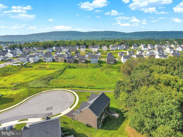 3215 ANTONELLA DR, Harrisburg, PA 17110