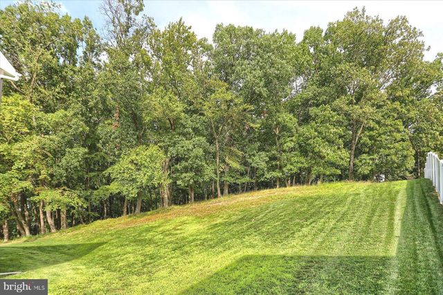 3215 ANTONELLA DR, Harrisburg, PA 17110