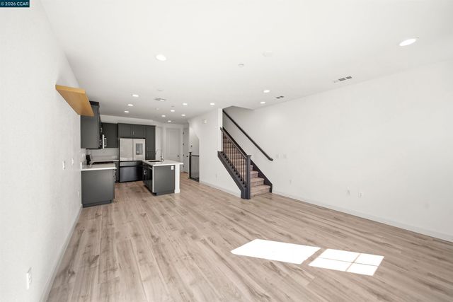 313 Laurel Knoll Dr, Martinez, CA 94553