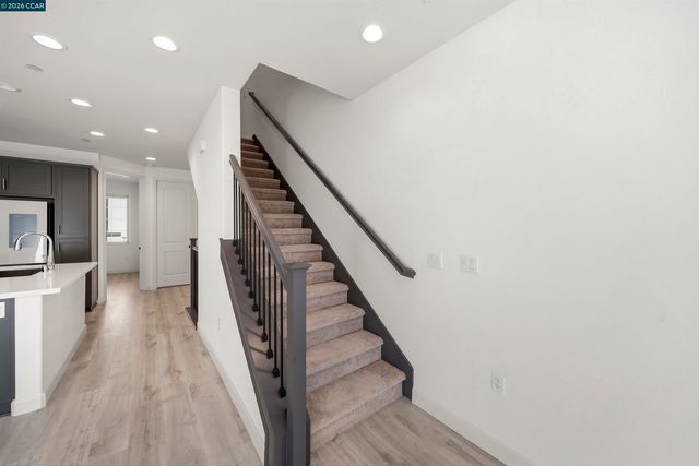 313 Laurel Knoll Dr, Martinez, CA 94553