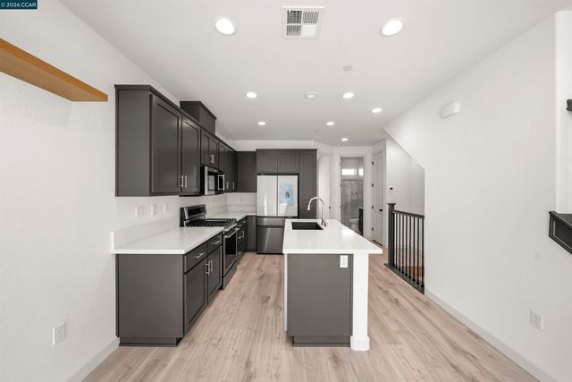313 Laurel Knoll Dr, Martinez, CA 94553