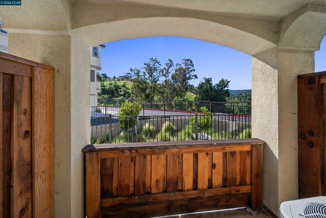 313 Laurel Knoll Dr, Martinez, CA 94553