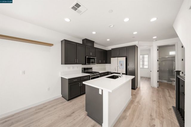 313 Laurel Knoll Dr, Martinez, CA 94553