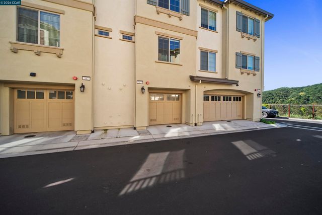 313 Laurel Knoll Dr, Martinez, CA 94553