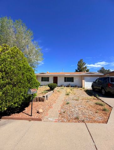 14217 Sedrev Road NE, Albuquerque, NM 87123