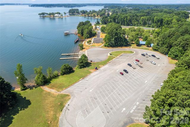 2866 Backwoods Trail, Denver, NC 28037