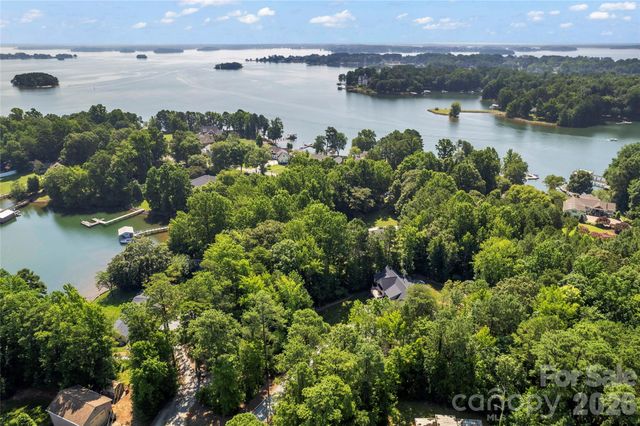 2866 Backwoods Trail, Denver, NC 28037