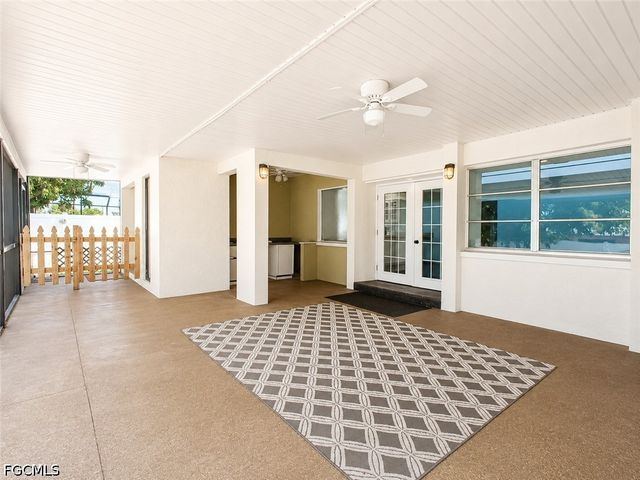 8512 Chatham ST, Fort Myers, FL 39907