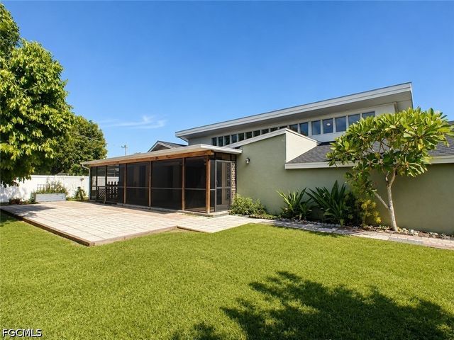 8512 Chatham ST, Fort Myers, FL 39907