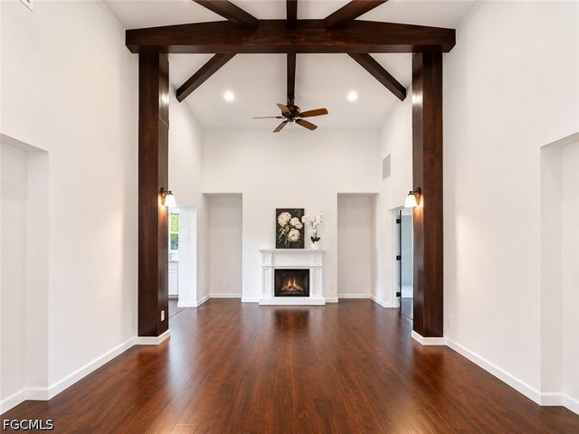 8512 Chatham ST, Fort Myers, FL 39907