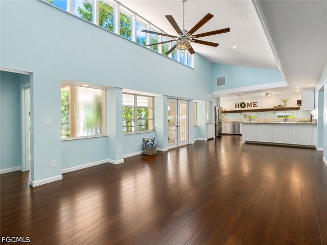 8512 Chatham ST, Fort Myers, FL 39907