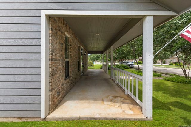 1405 AZALEA LN, New Braunfels, TX 78130