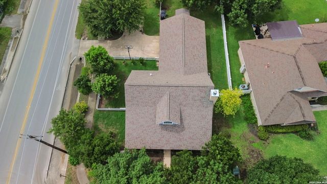 1405 AZALEA LN, New Braunfels, TX 78130