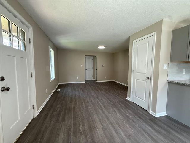 5235 Edith Avenue, Kansas City, KS 66104