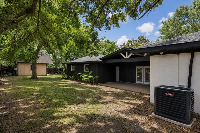 2400 Carrington Street, Bay City, TX 77414