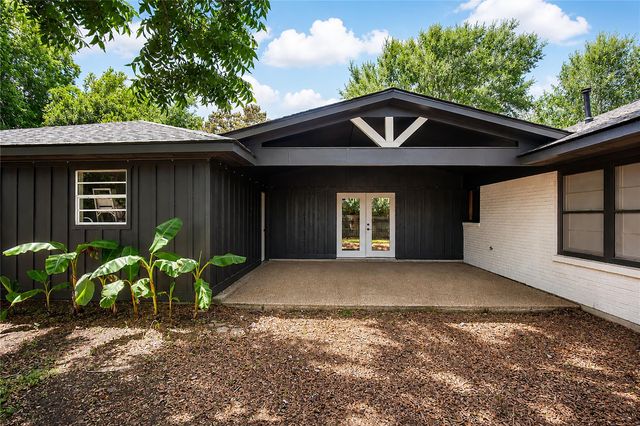 2400 Carrington Street, Bay City, TX 77414
