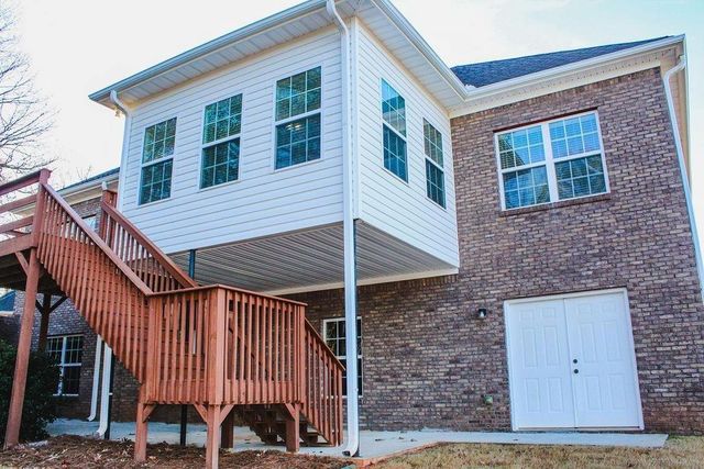 401 Myrtle Court, Loganville, GA 30052