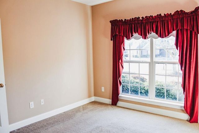 401 Myrtle Court, Loganville, GA 30052