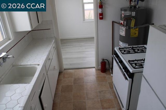 4010 Macdonald Ave, Richmond, CA 94805