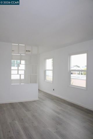 4010 Macdonald Ave, Richmond, CA 94805