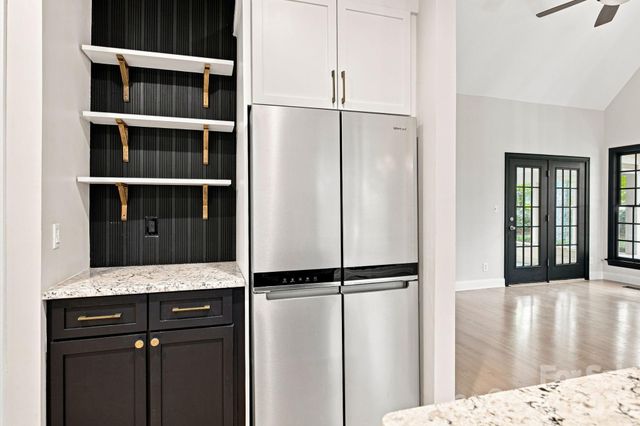 5111 Downing Creek Drive, Charlotte, NC 28269