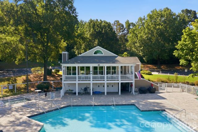 5111 Downing Creek Drive, Charlotte, NC 28269