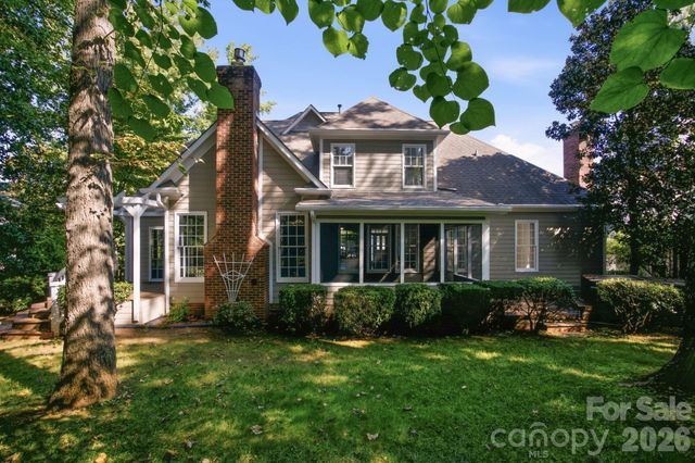 5111 Downing Creek Drive, Charlotte, NC 28269