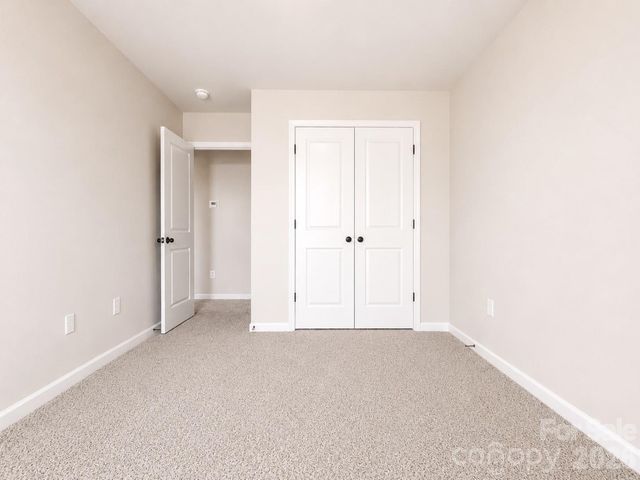 5933 Wallace Avenue, Charlotte, NC 28227