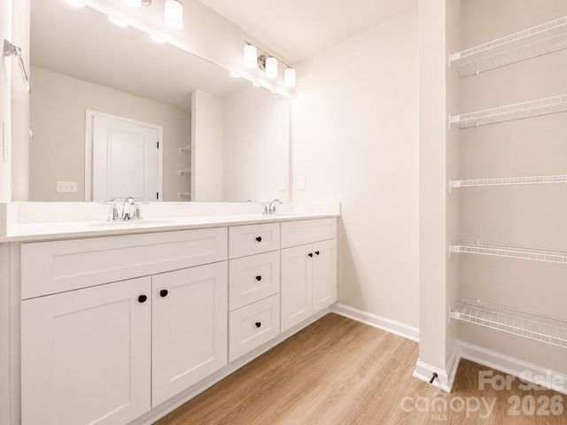 5933 Wallace Avenue, Charlotte, NC 28227