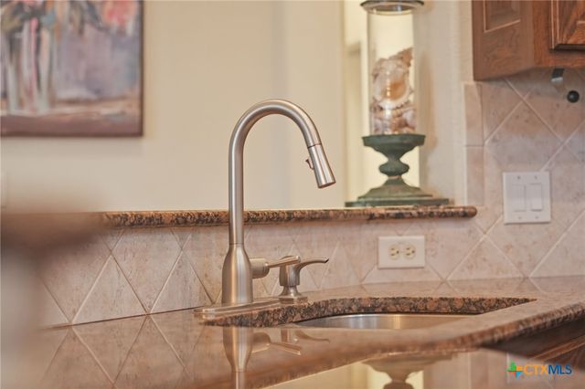 2629 Fairwood Drive, New Braunfels, TX 78132
