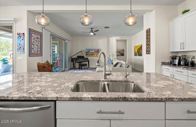 18562 W Thistle Landing Drive, Goodyear, AZ 85338