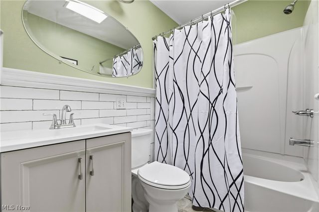 17382 W 130th Street, Strongsville, OH 44136