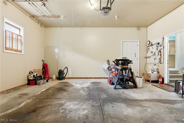 17382 W 130th Street, Strongsville, OH 44136