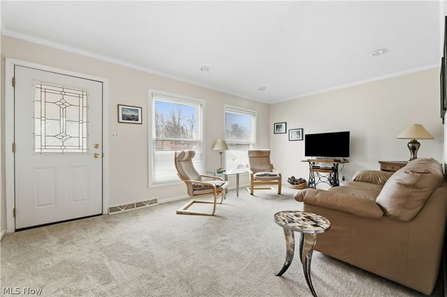 17382 W 130th Street, Strongsville, OH 44136