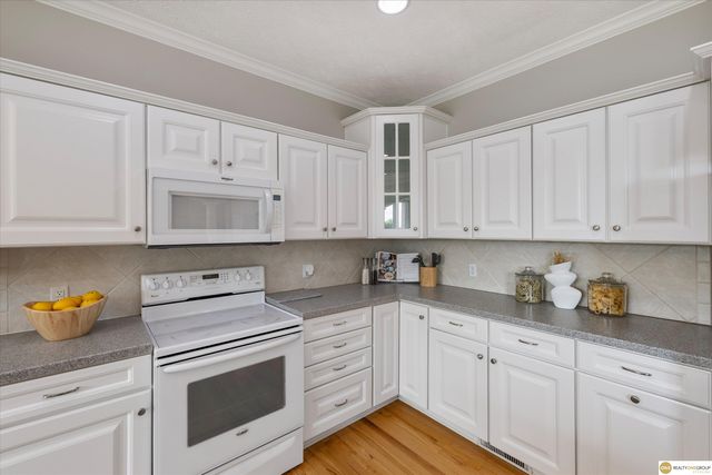 18103 Atlas Street, Omaha, NE 68130