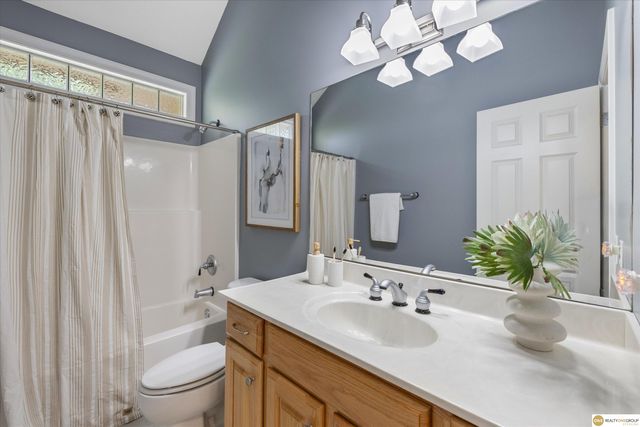 18103 Atlas Street, Omaha, NE 68130