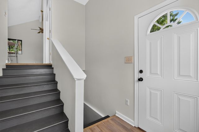 448 Larkwood Drive, Lexington, KY 40509