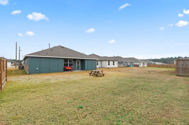 76 Road 51030, Cleveland, TX 77327