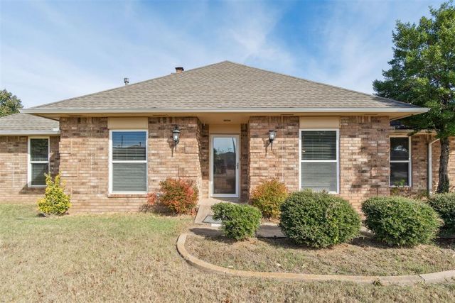 3600 Country Club, Moore, OK 73160